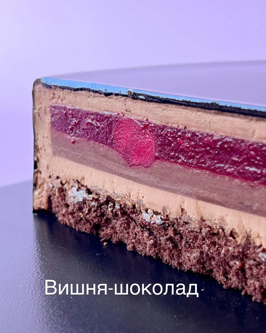 Мусовий торт Київ — чорний ліс | OMG Cakes